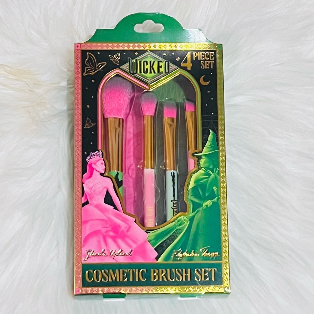4-Piece Wicked Cosmetic Brush Set